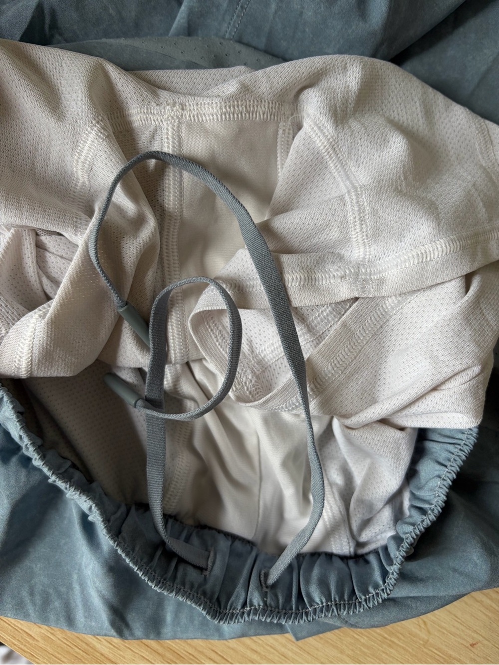 Lululemon Surge Tie Dye Blue Shorts Lined Small - Picture 5 of 7